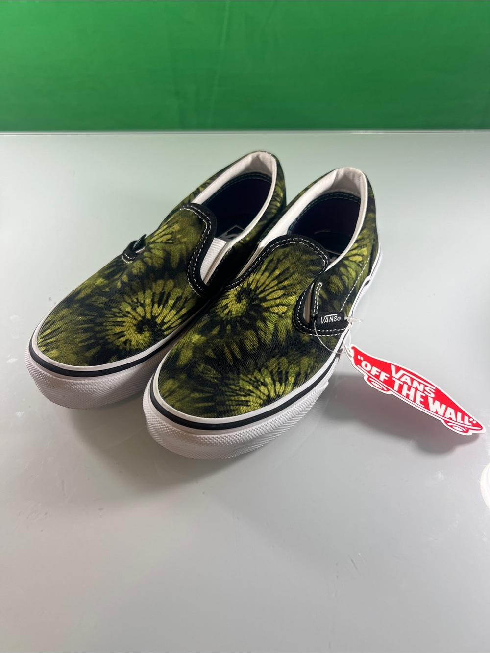 Vans Kids Slip-On Sneakers in Olive Green Tie-Dye